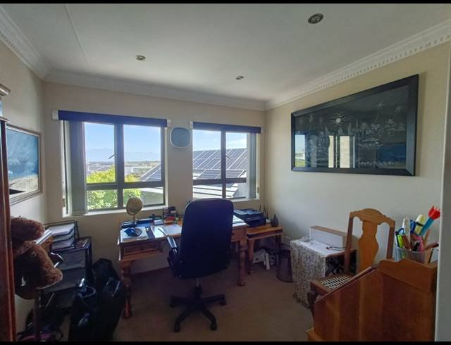 3 bed property for sale in GEORGE